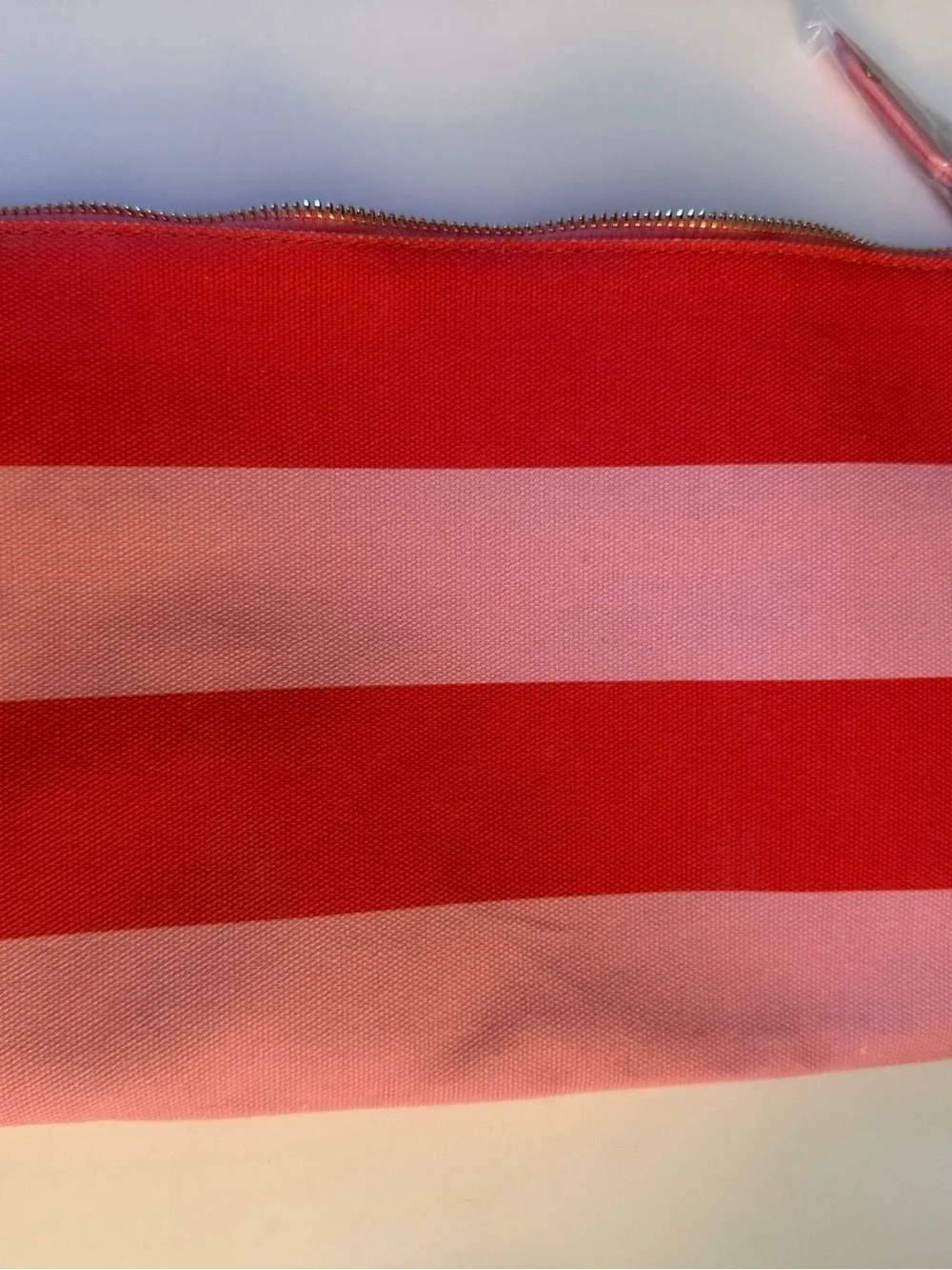 On Fifth Large Striped Pink & Orange Canvas Beach Bag Tote NWT, plus cosmeticbag